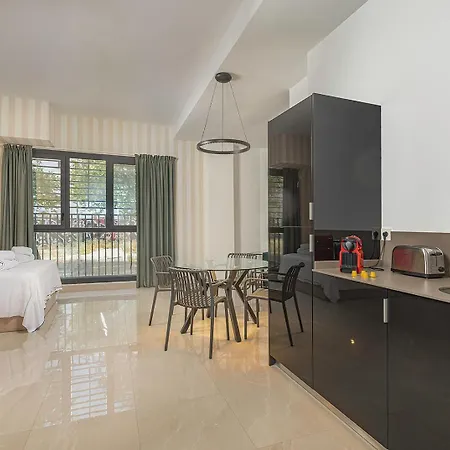 Gulliver Apart-hotel Valência