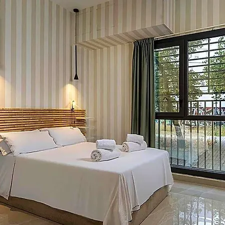 Aparthotel Gulliver 4*
